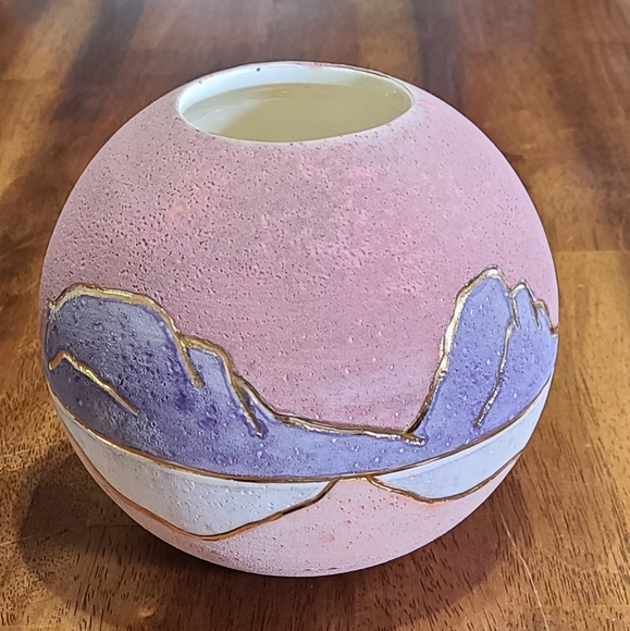 Vera Russell 22k gold inlay pottery - Picture 2 of 3